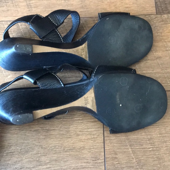 Chloe wedge in size 38.5, US size 8 - Picture 5 of 8